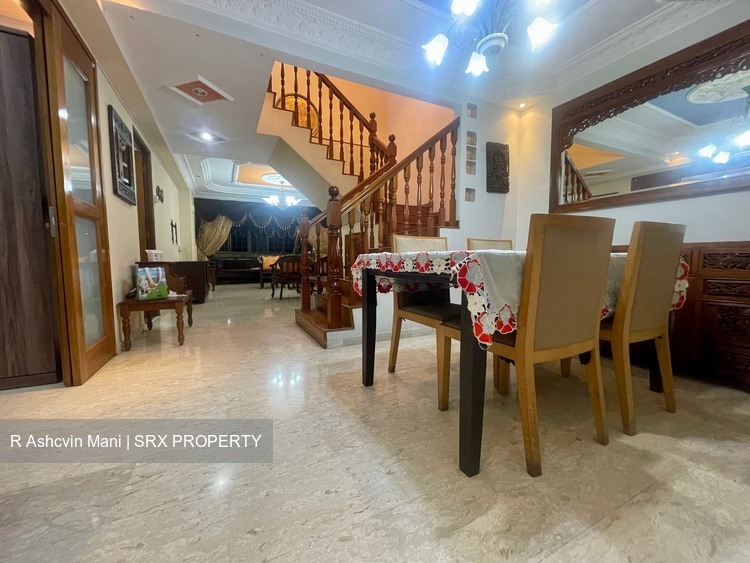 Blk 892 Tampines Avenue 8 (Tampines), HDB Executive #523016171